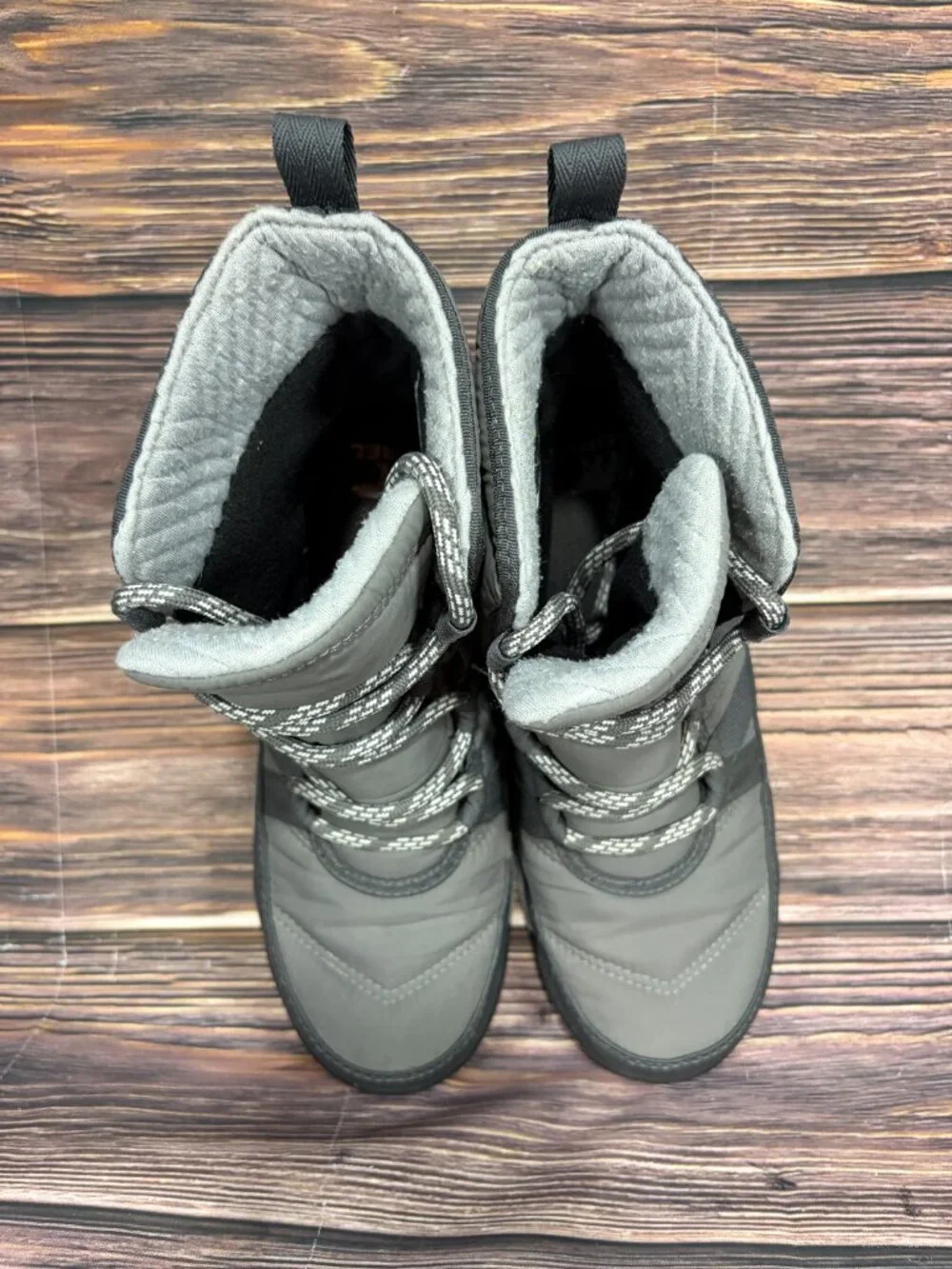 Sorel Whitney II‎ Short Lace Waterproof Gray Boots Women's Size 6